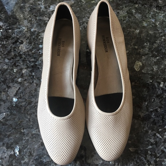 Ros Hommerson Low Heel Wedge Size 9N - Picture 2 of 6